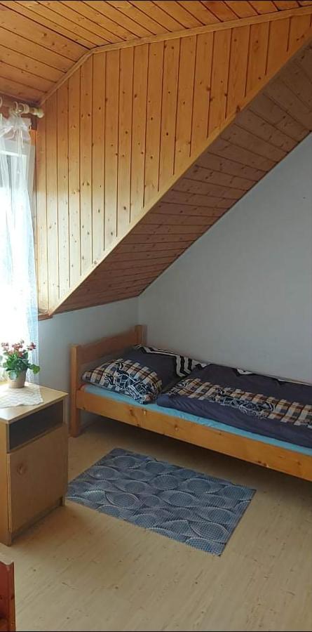 Visszavar-Lak Privat Berlemeny Badacsonytomaj Exterior photo