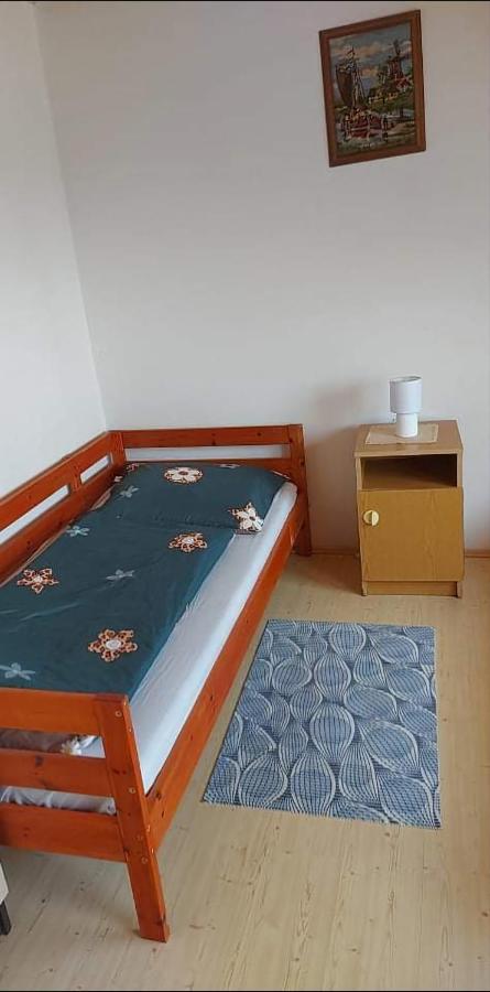 Visszavar-Lak Privat Berlemeny Badacsonytomaj Exterior photo